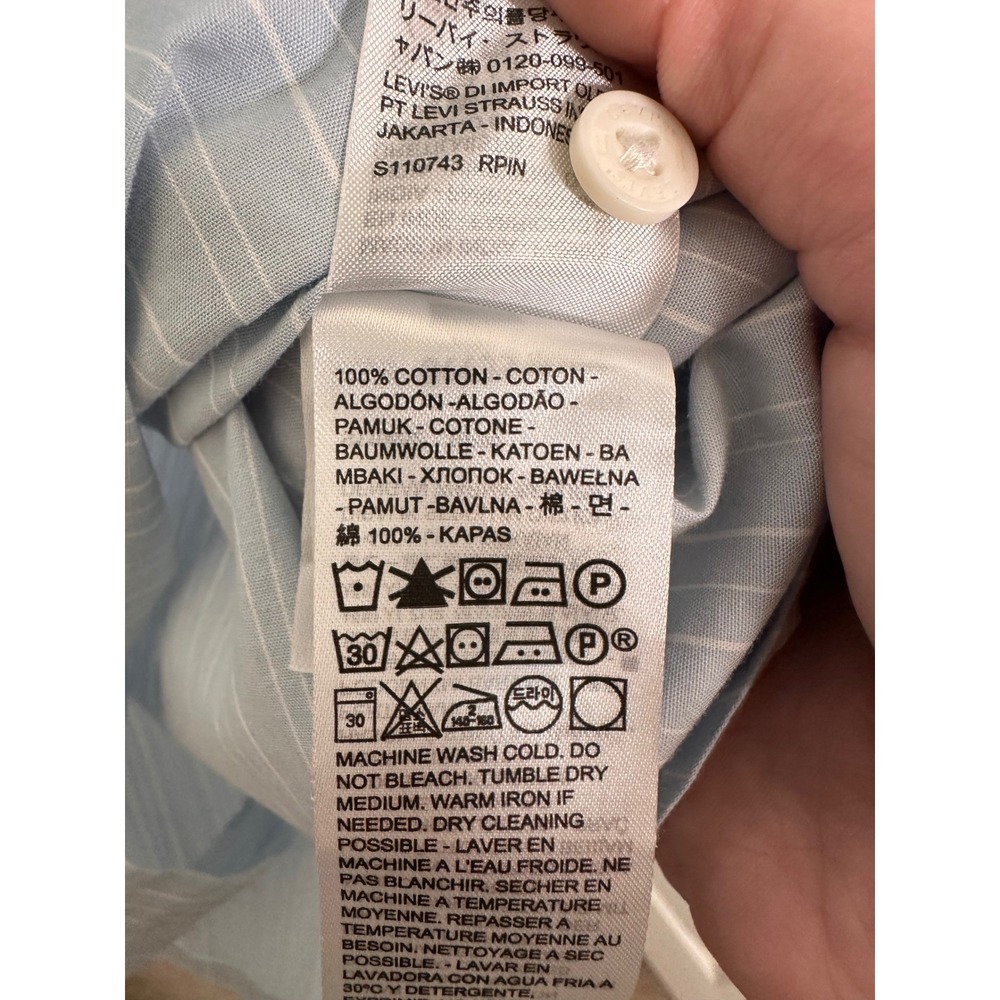 Levis Mens XL Light Blue White Pinstripe Short Sleeve Button Down Shirt Standard - Picture 4 of 4